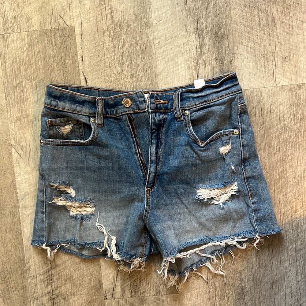 Dynamite high waisted shorts